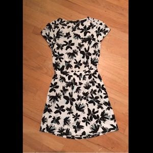 Banana Republic black white floral open back dress